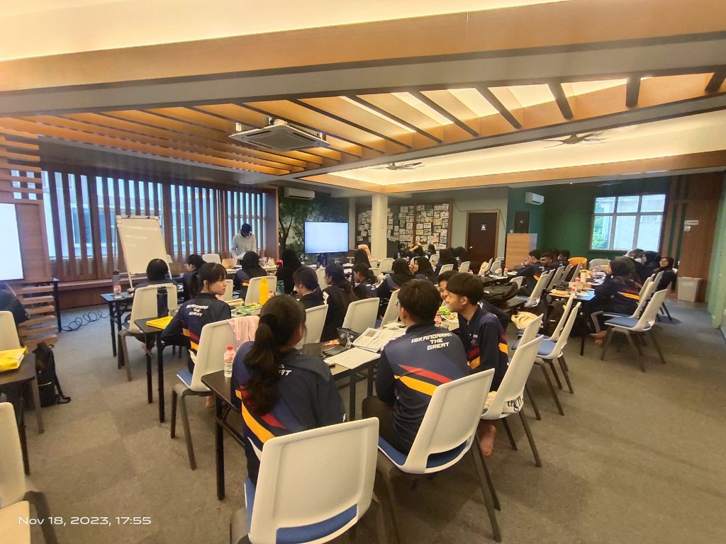 18 | TEKNIK JAWAB SOALAN SPM SMKIS8_175550