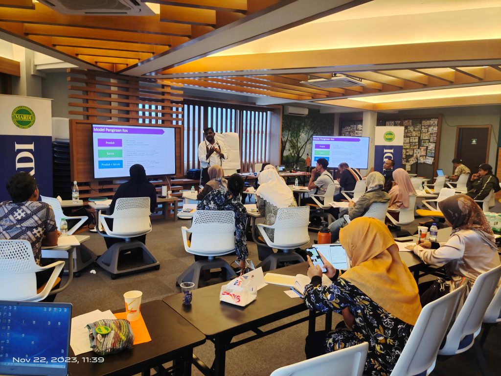 21 | AM AGORA MARDI_113924